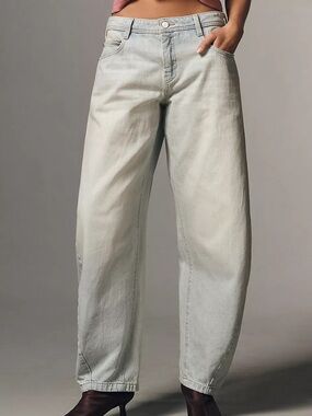 ANTHROPOLOGIE Pilcro High-Rise Balloon Jeans Light Denim $158 Retail NWT